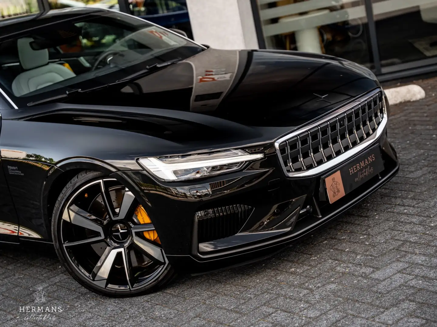 Polestar 1 2.0 T8R / 1 of 1500 / Carbon / Bowers & Wilkins / Schwarz - 2
