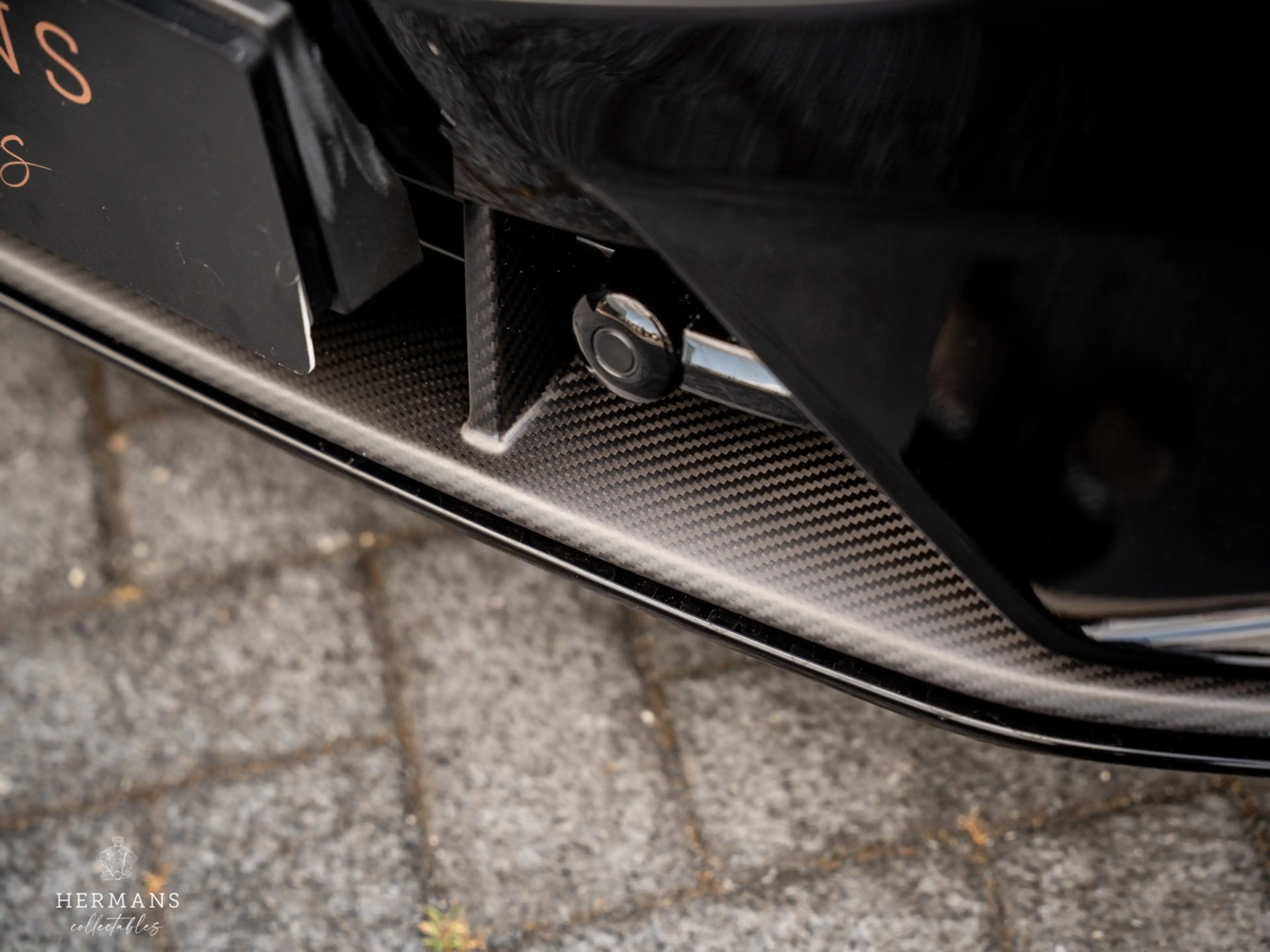 Polestar 1 2.0 T8R / 1 of 1500 / Carbon / Bowers & Wilkins / — photo 6