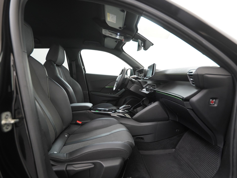 Peugeot e-2008 EV Allure 50 kWh | SOH 92% | Apple/Android Carplay — photo 3