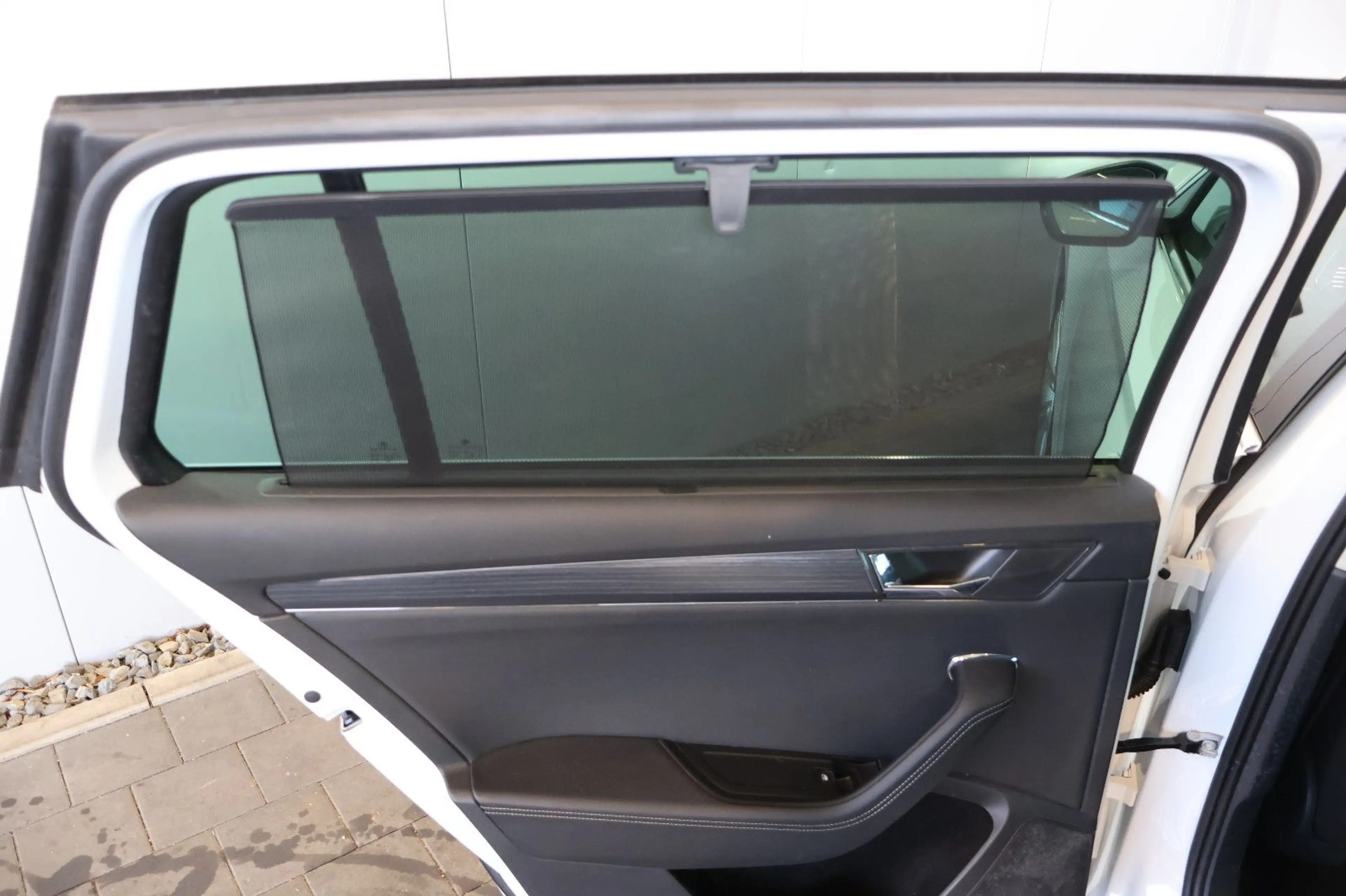 Skoda Superb 2.0 TDI Style AID+ACC+KAM+MEM+LED+19"+AHK — photo 15