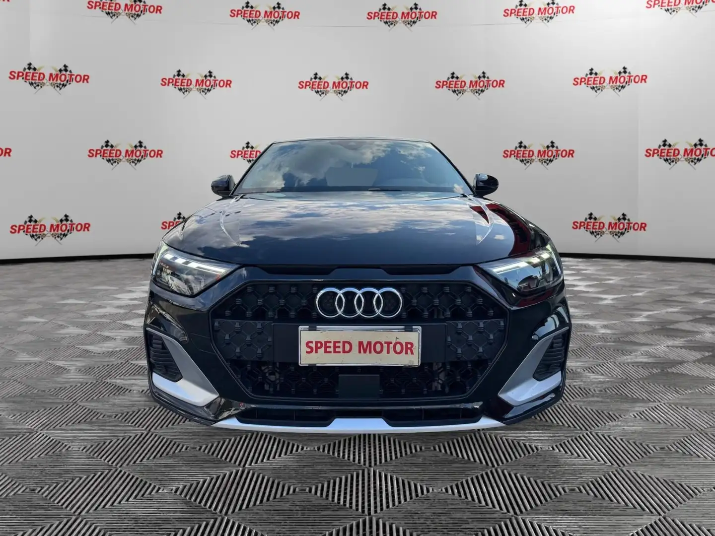 Audi A1 A1 citycarver 30 TFSI S tronic, FULL LED, RETROCA Nero - 2