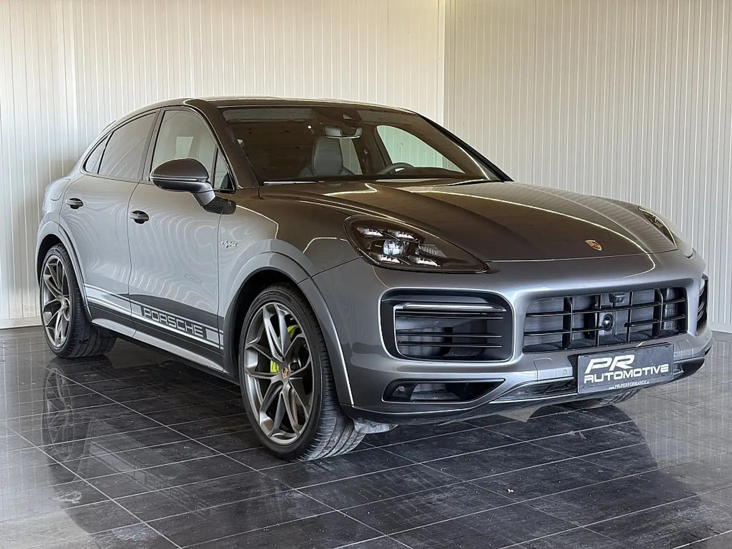 Porsche Cayenne Coupe E-Hybrid BOSE*MATRIX*LEICHTBAU*HEADUP*ACC... Grau - 2