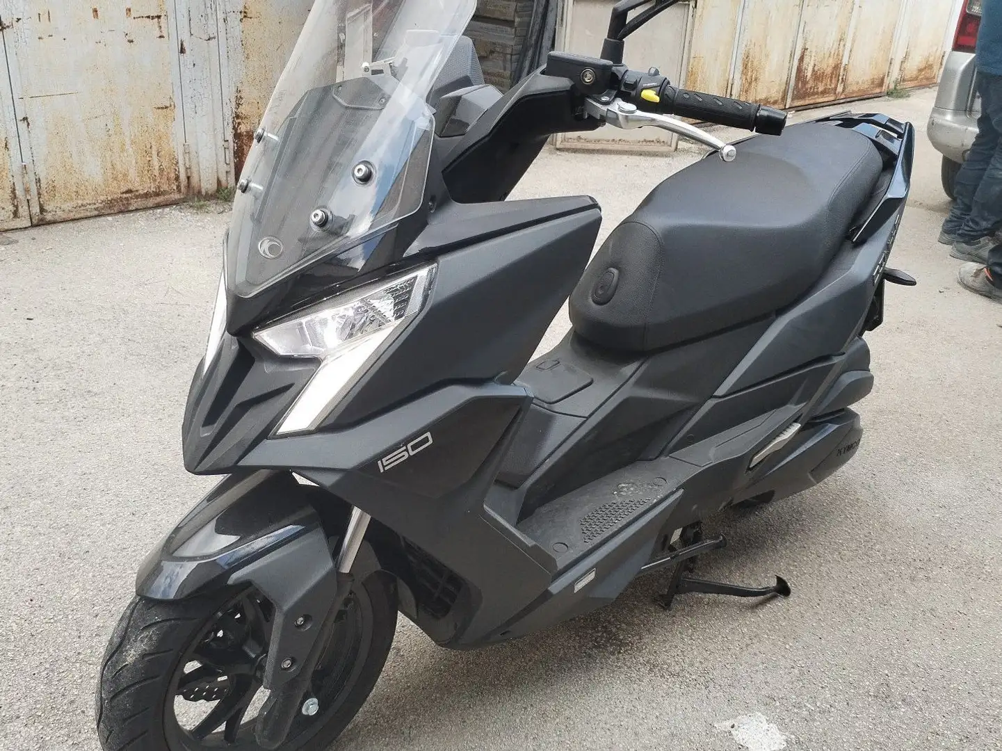 Kymco Dink 150 R Tunnel Fekete - 1