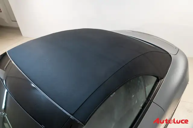 Mercedes-Benz SL view 13