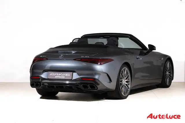 Mercedes-Benz SL view 4