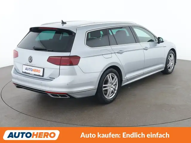 Volkswagen Passat view 6