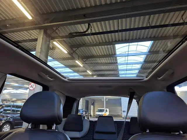 Citroen C3 Picasso view 17