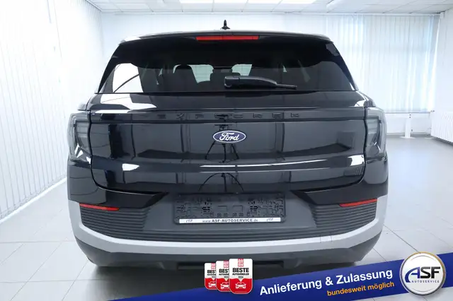Ford Explorer view 8