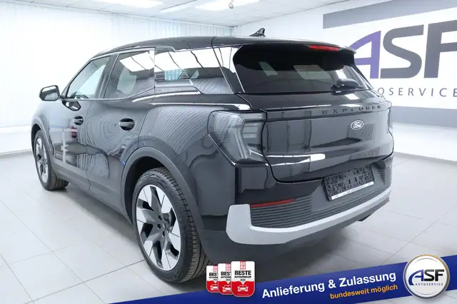 Ford Explorer view 9