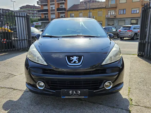 Peugeot 207 view 2