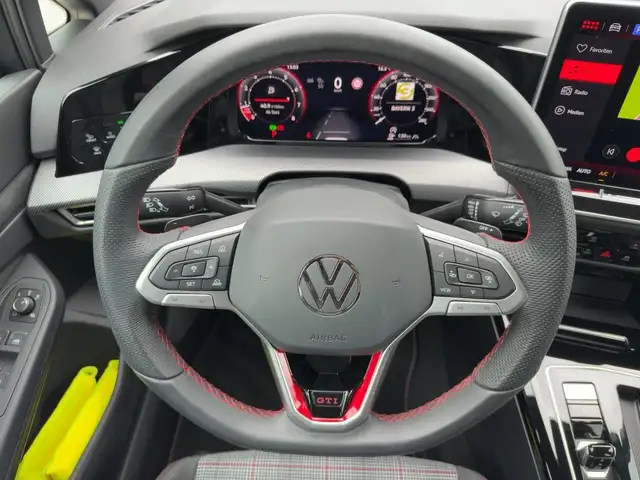 Volkswagen Golf view 10