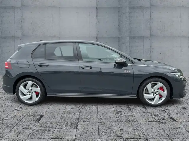 Volkswagen Golf view 7