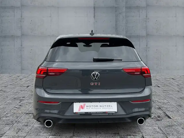 Volkswagen Golf view 5