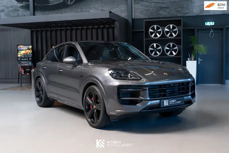 PORSCHE Cayenne Coupe