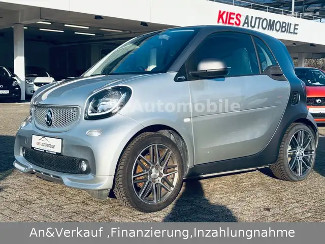 smart forTwo Brabus Xclusive 90PS/AUTOM/LEDER/NAVI/2H