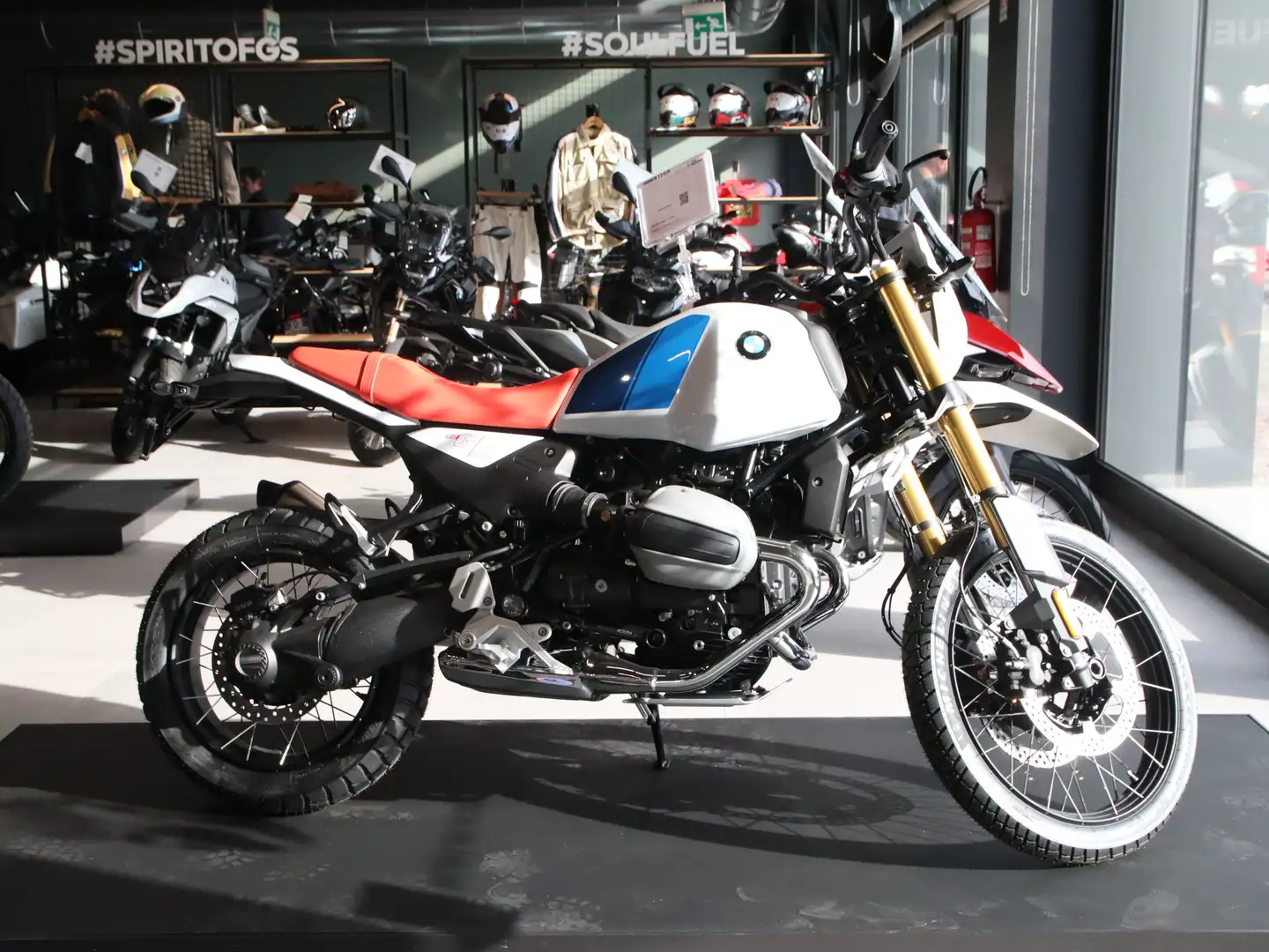 BMW R 12 G/S Bianco - 1
