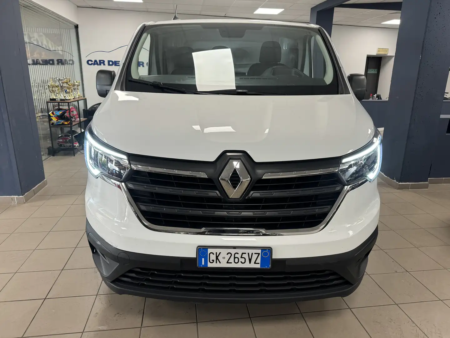 Renault Trafic T30 2.0 blue dci 130cv L2H1 + IVA - 2