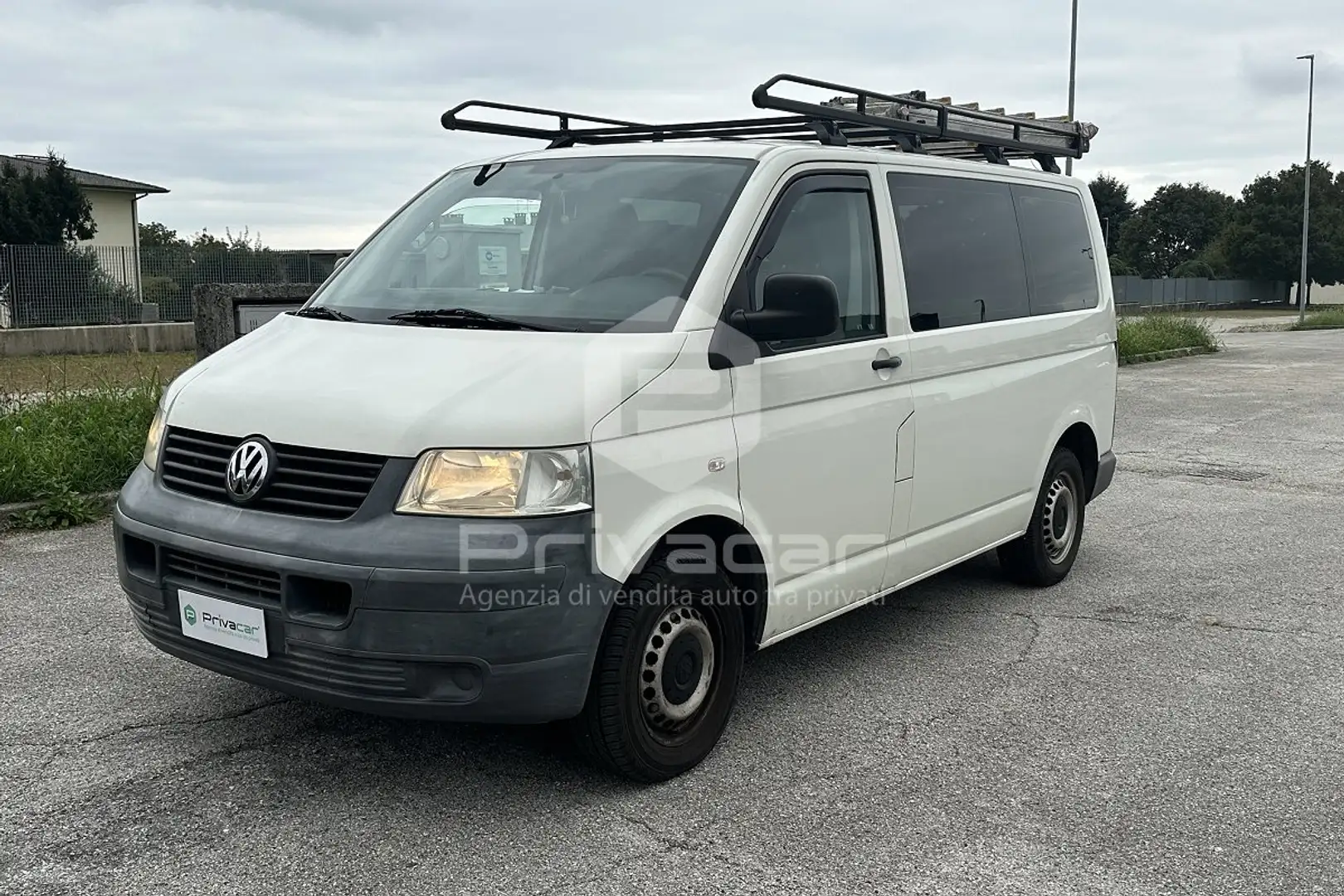 Volkswagen T5 Kombi Transporter 2.5 TDI/130CV PC Kombi Blanc - 1