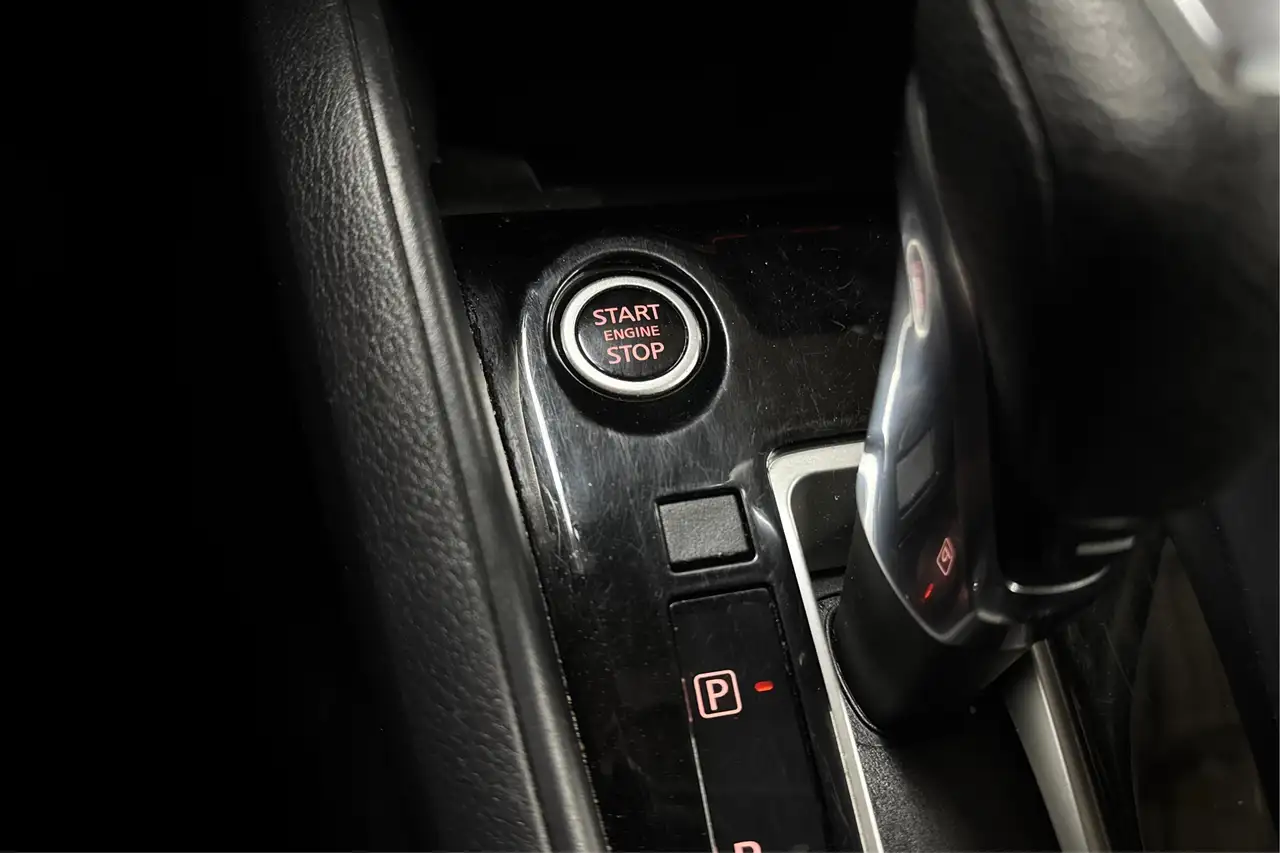 Nissan Versa fotografie Nissan Versa