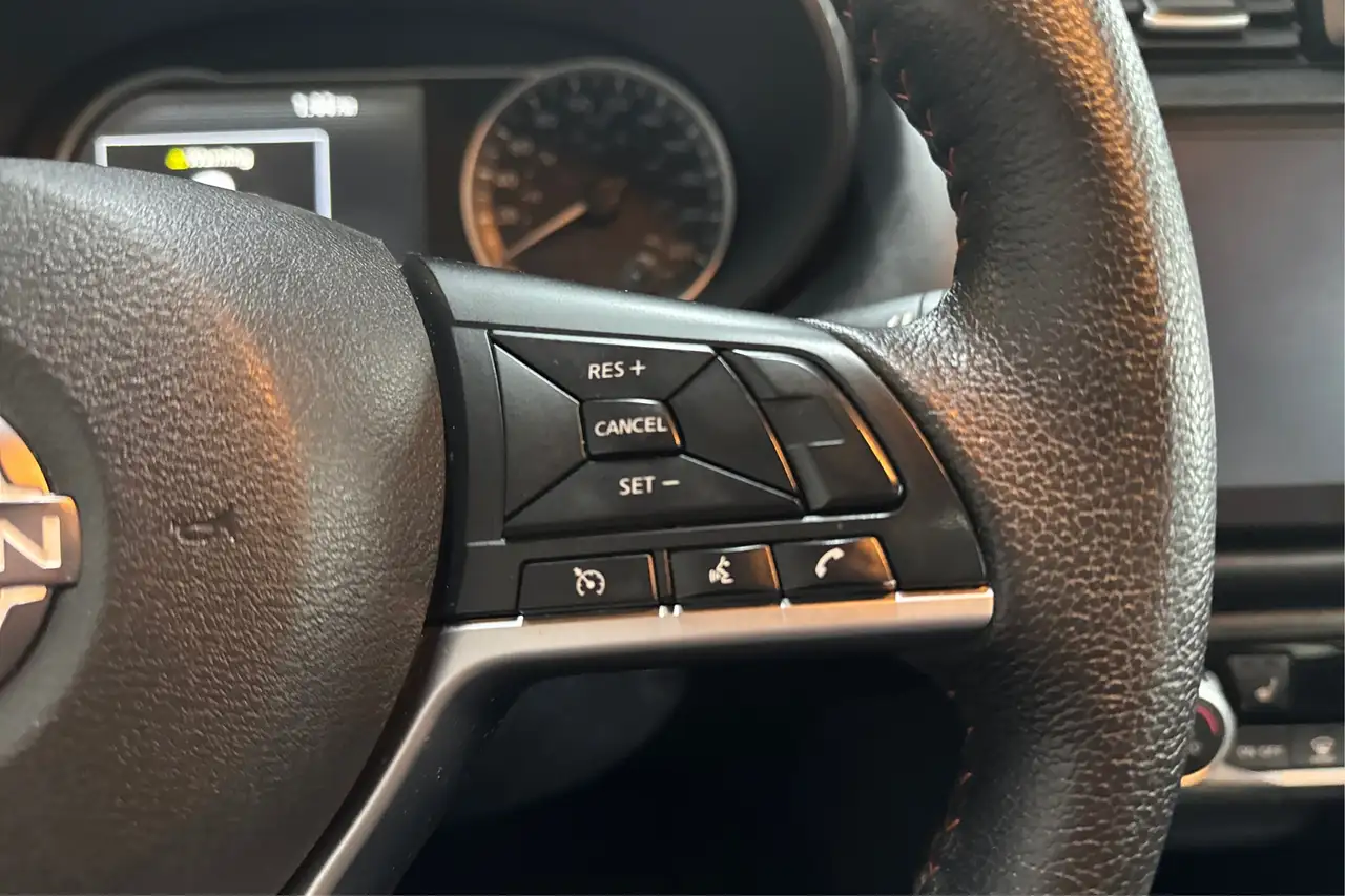 Nissan Versa fotografie Nissan Versa