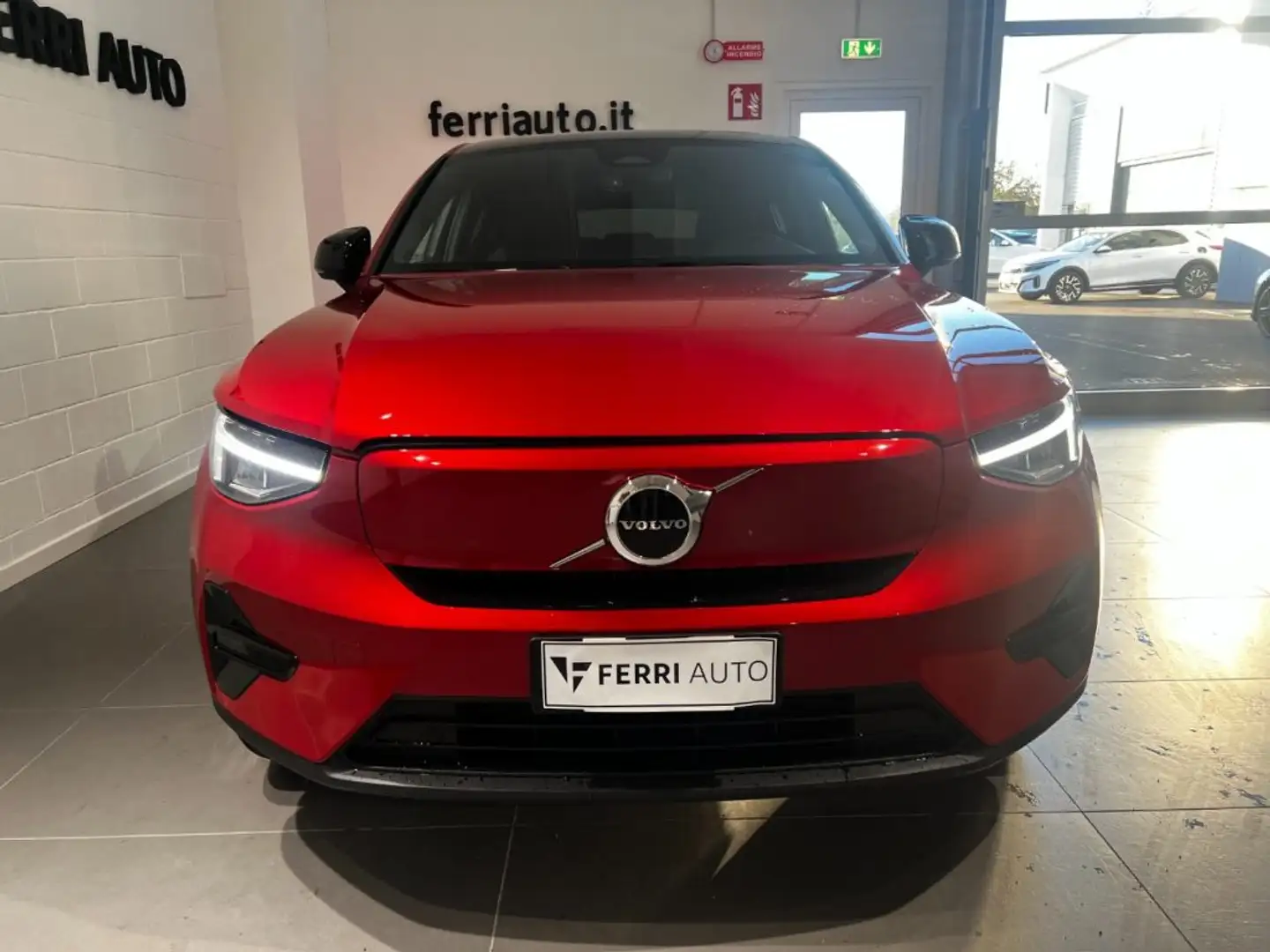 Volvo C40 Recharge Single Motor Extended Range Core Rosso - 2
