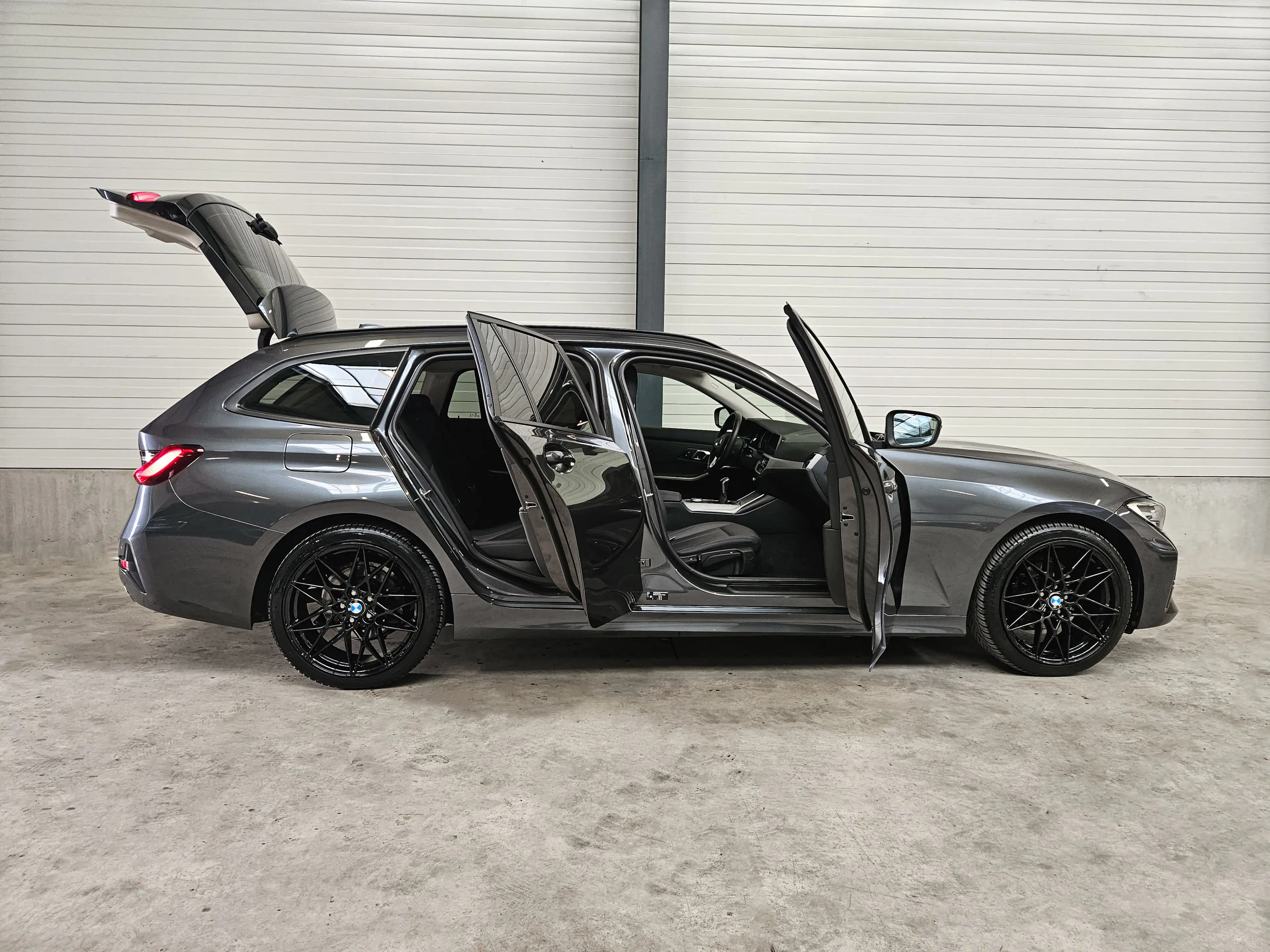 BMW 316 ✖ 19' PACK M | APPLE CARPLAY | TOIT OUVRANT✔ — photo 5