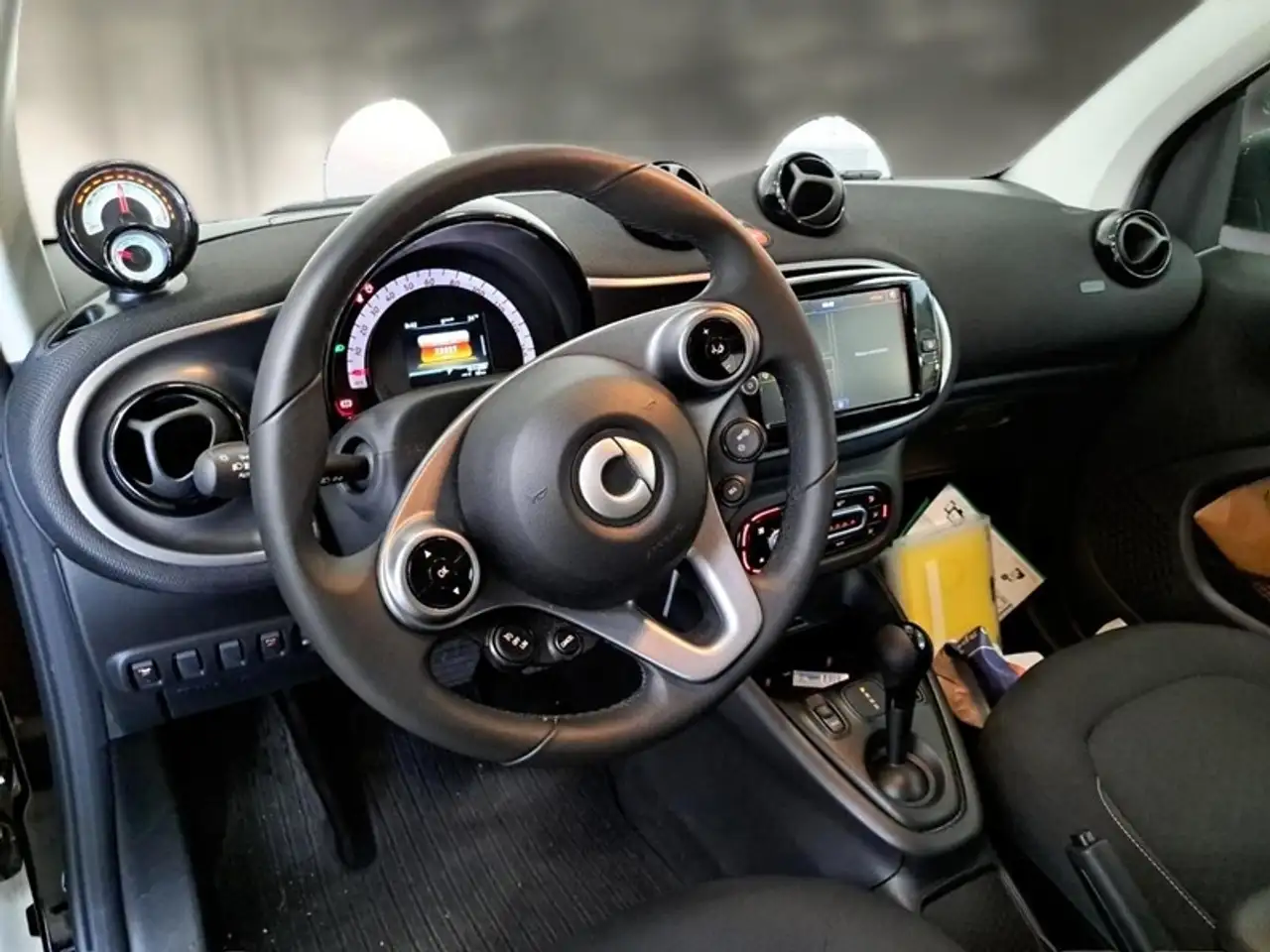 smart forTwo 2023 — фото 7