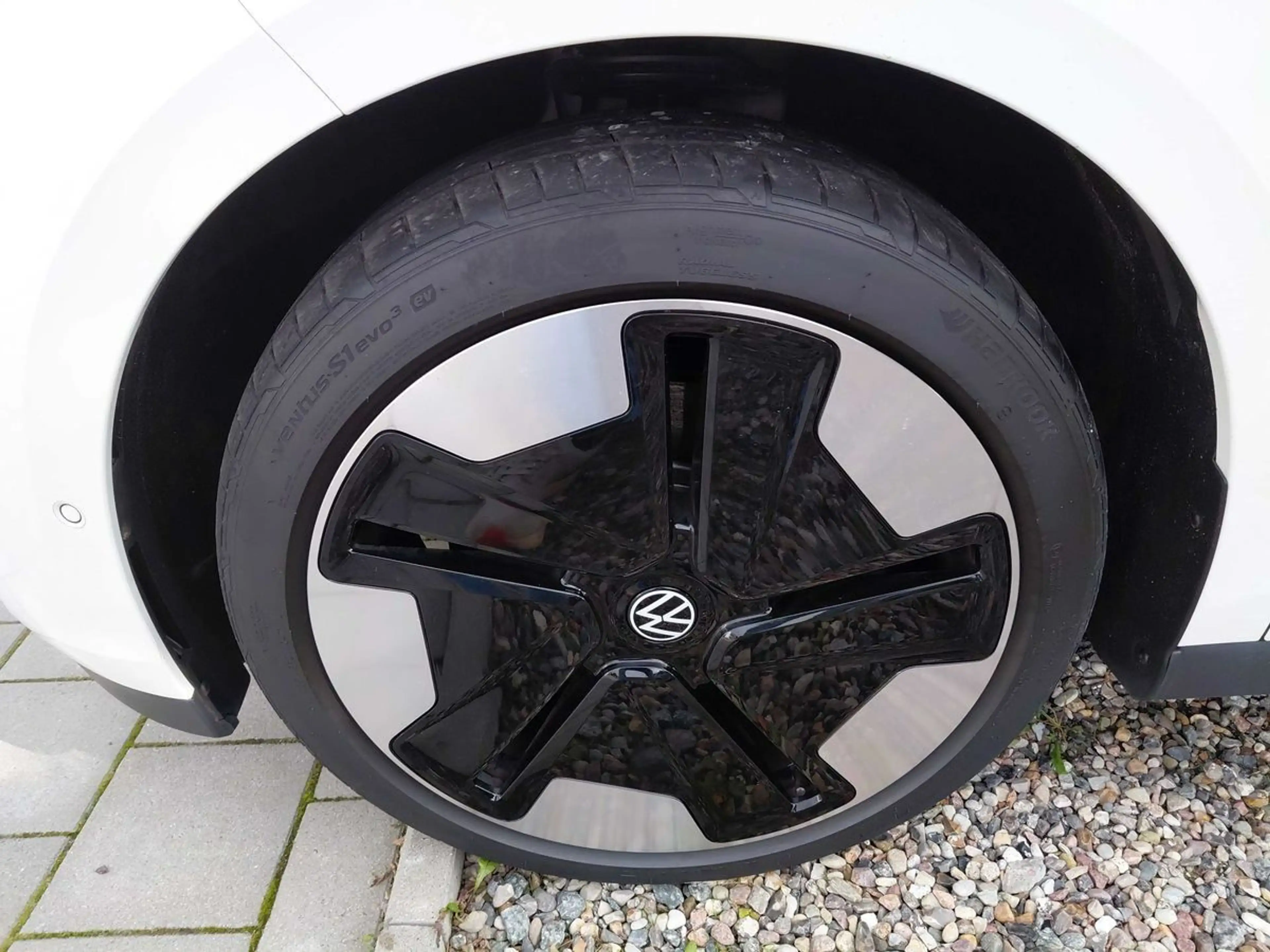 Volkswagen ID. Buzz ID.Buzz DESIGN PREMIUM 286PS 84KWh ACC+KEYLESS+MAT — photo 7