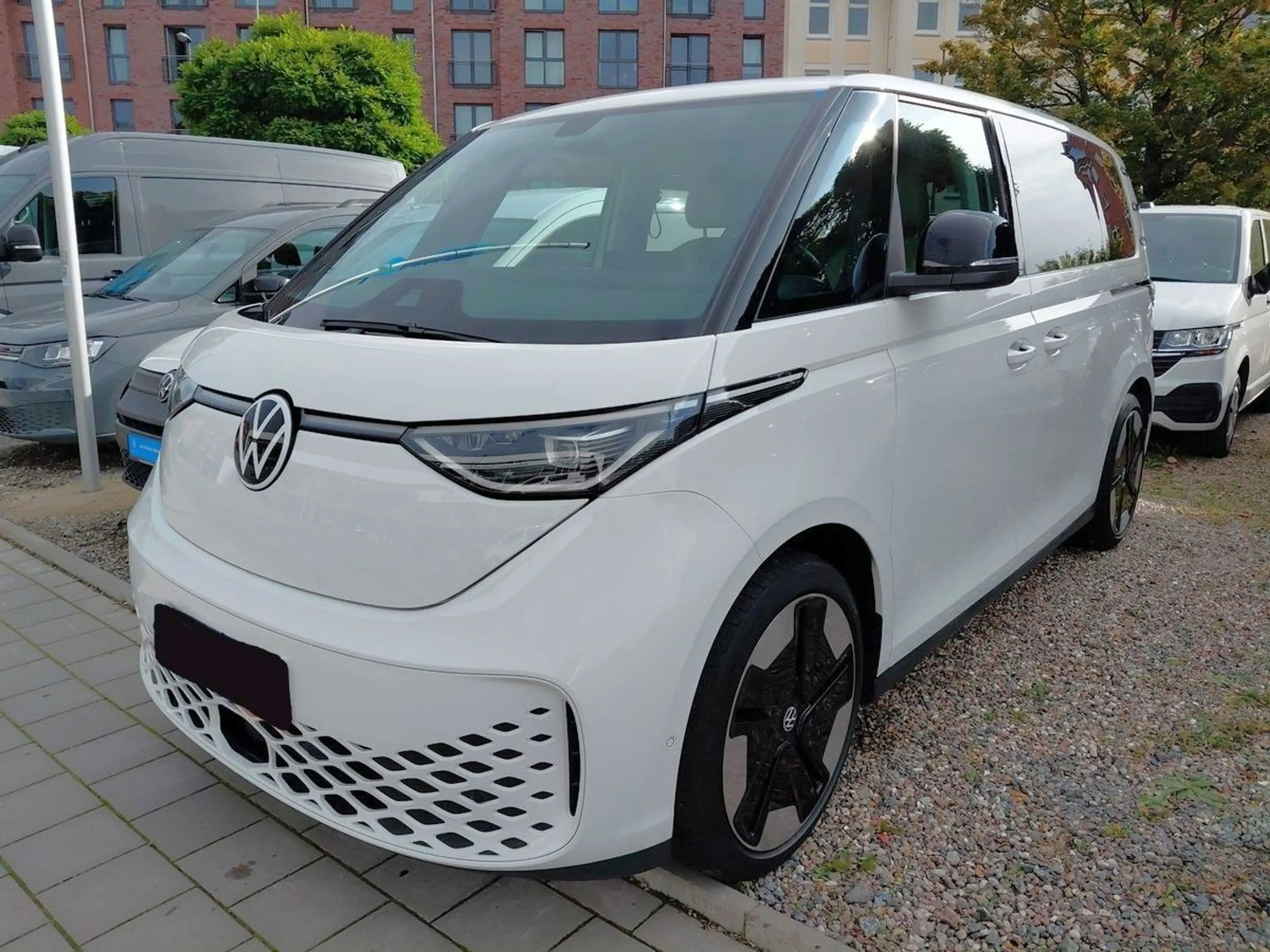Volkswagen ID. Buzz ID.Buzz DESIGN PREMIUM 286PS 84KWh ACC+KEYLESS+MAT — photo 2
