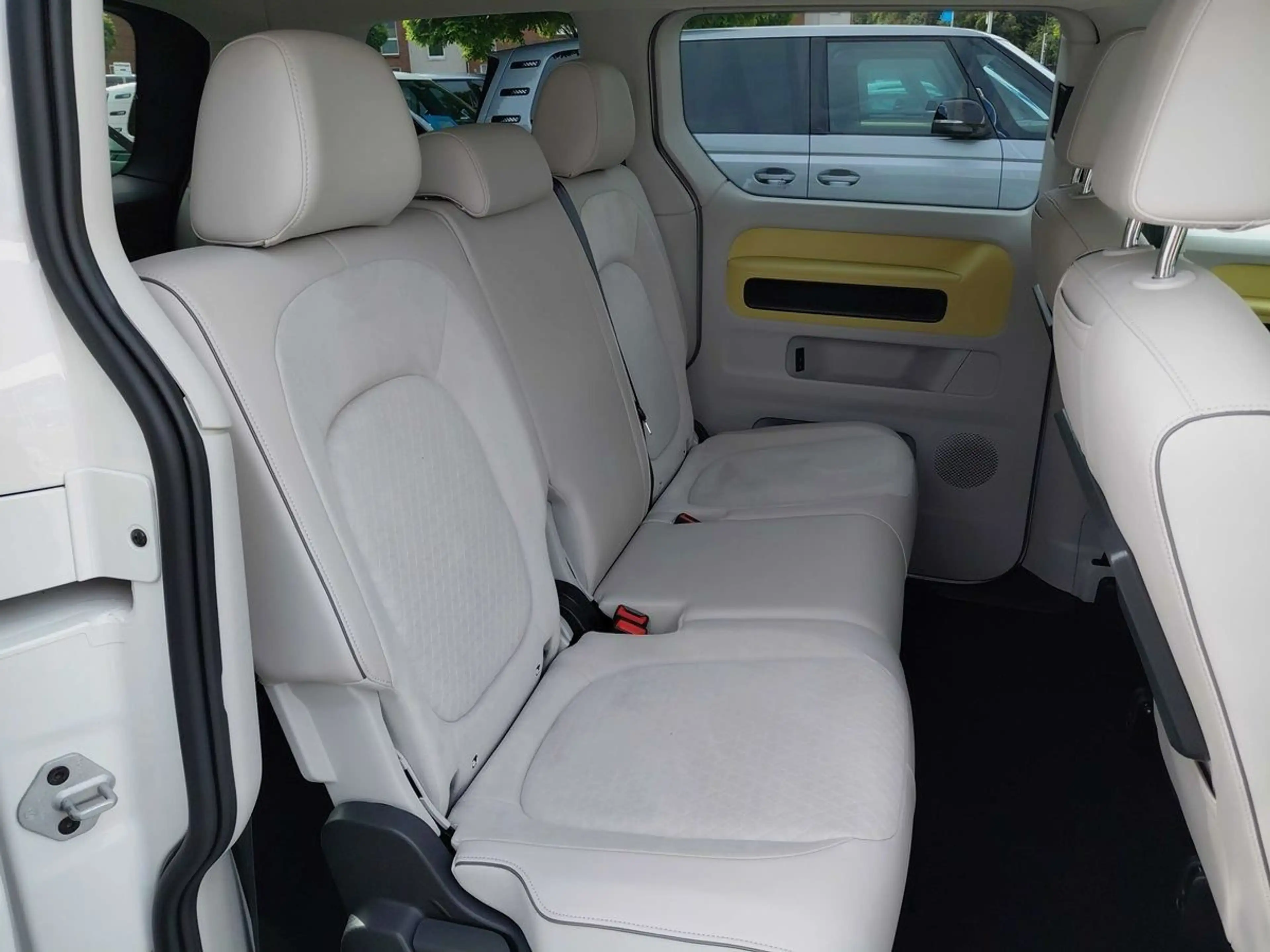Volkswagen ID. Buzz ID.Buzz DESIGN PREMIUM 286PS 84KWh ACC+KEYLESS+MAT — photo 6