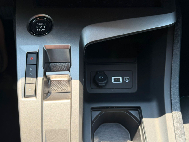Peugeot 408 Allure Hybrid 145PS e-DSC6 *360° KAMERA* — photo 7