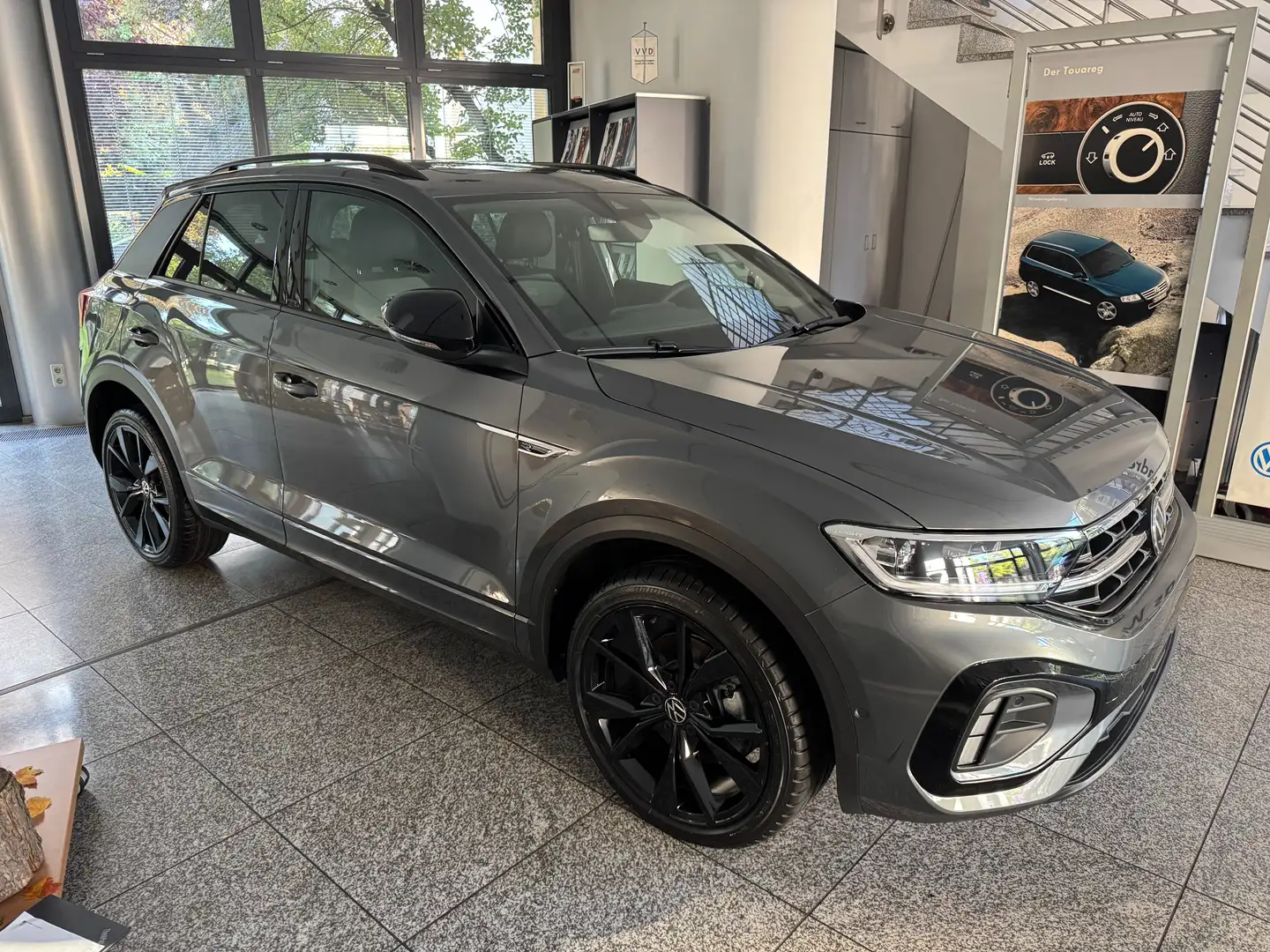 Volkswagen T-Roc R-Line Grau - 1