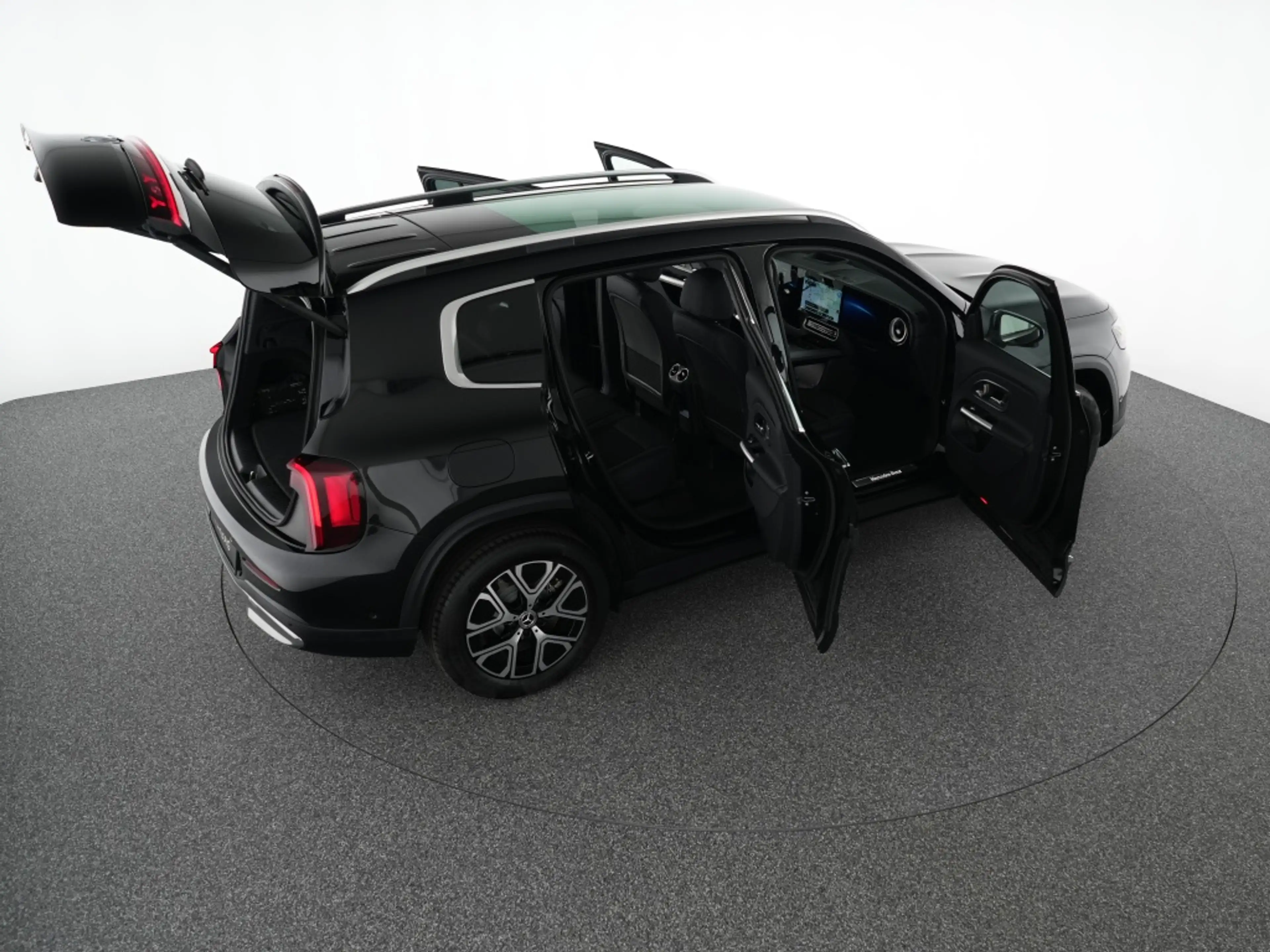 Mercedes-Benz GLB 250 EQ Progressive HUD AHK Multibeam Memory — photo 13