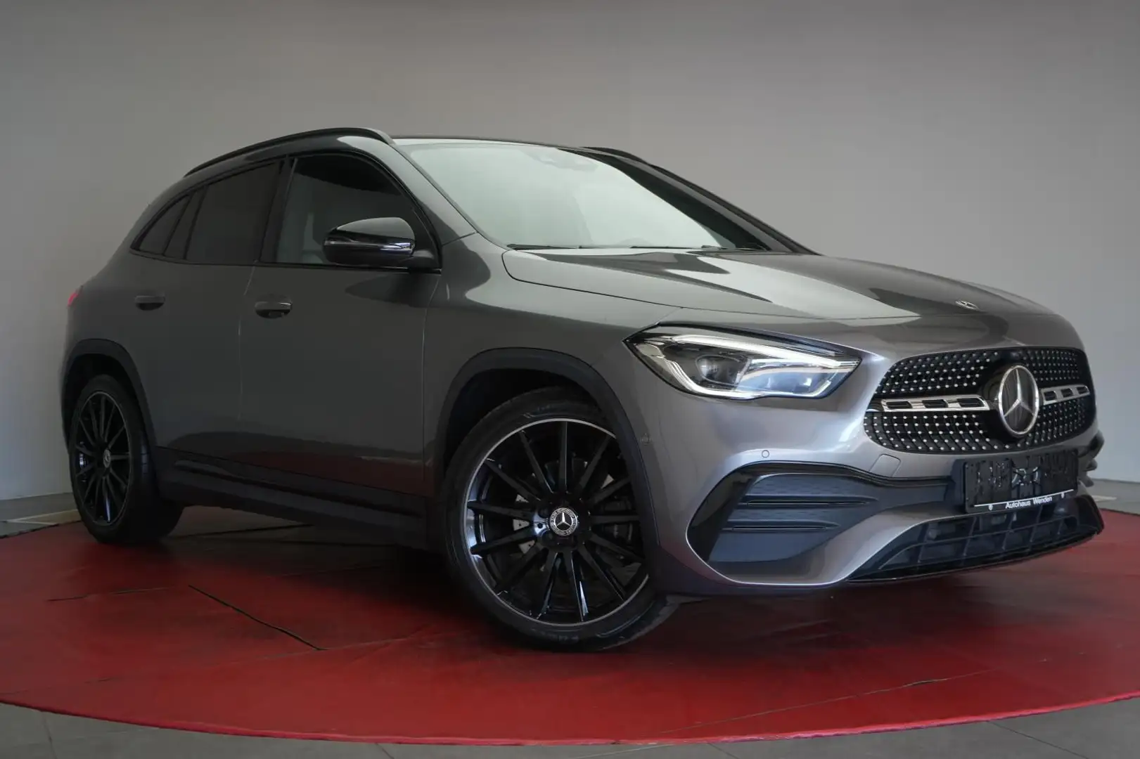 Mercedes-Benz GLA 220 d 8G-DCT AMG Leder/Distronic/Kamera/Burm Gri - 1