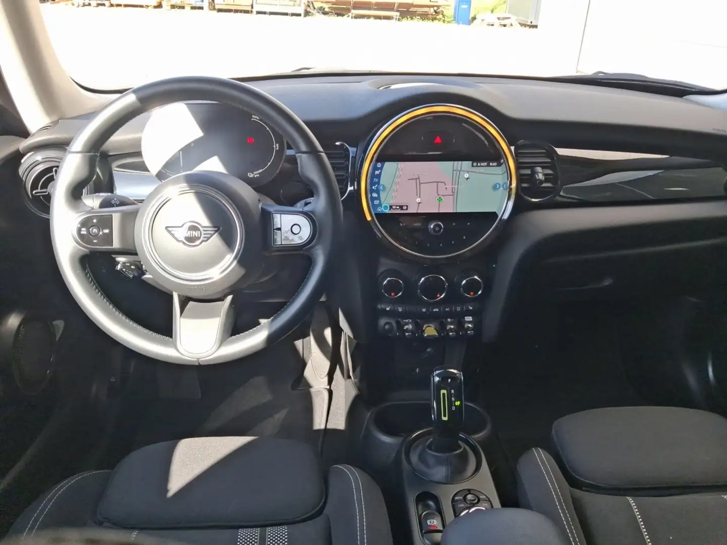 MINI Cooper SE 3-T. LED Navi SHZ AppleCarPl DAB Grau - 2
