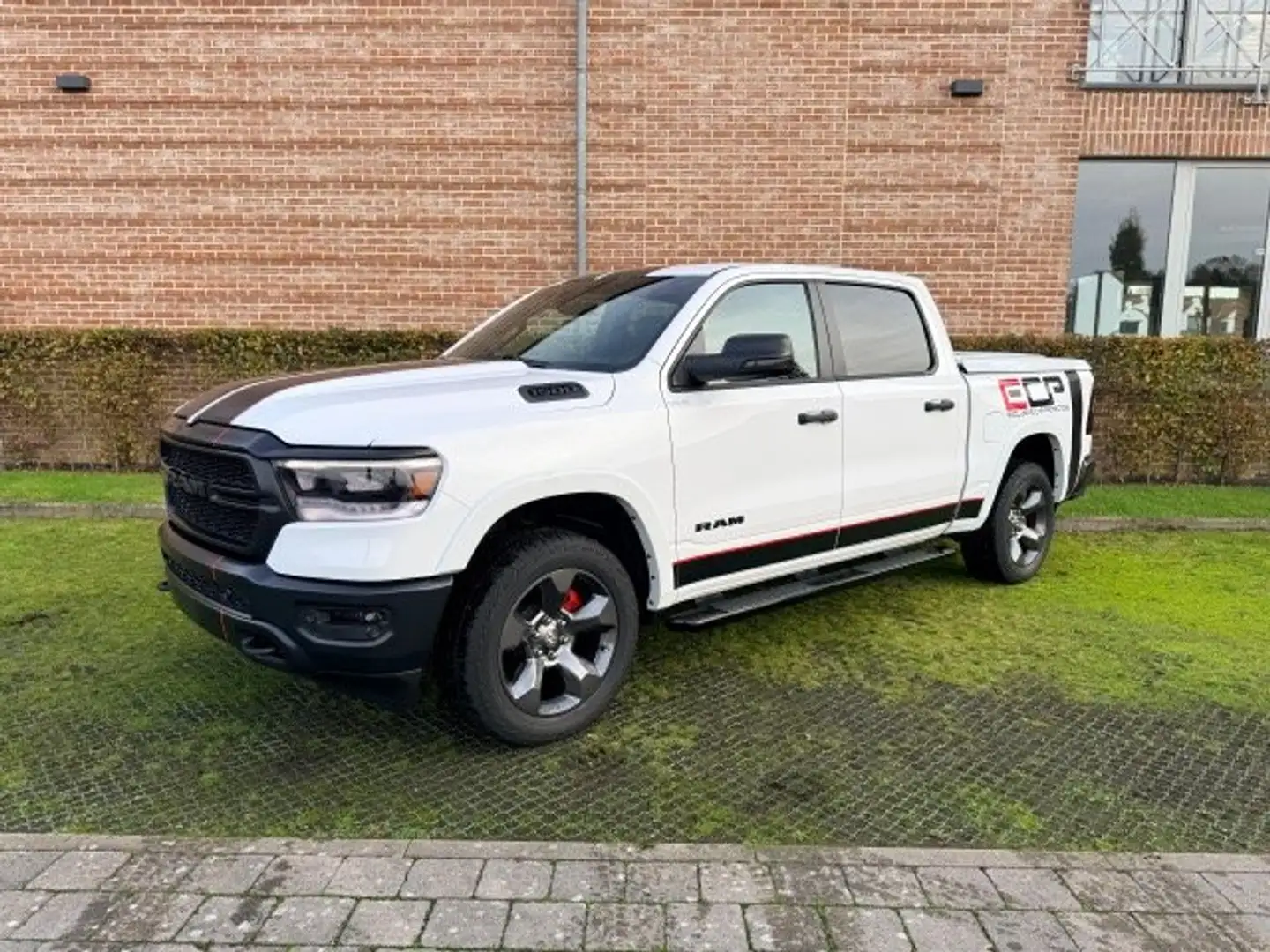 RAM 1500 BIGHORN Weiß - 1