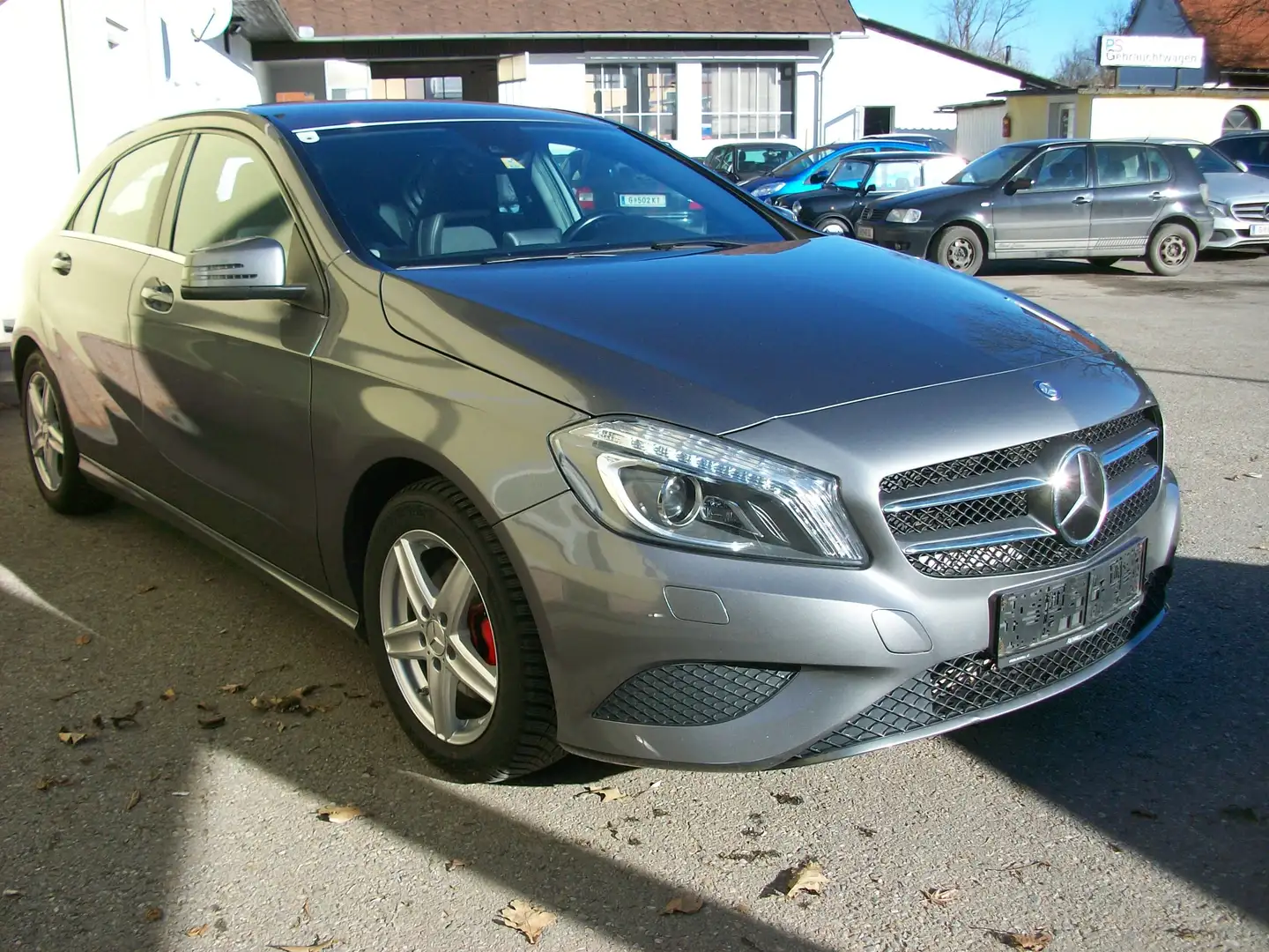 Mercedes-Benz A 180 245G Grau - 2