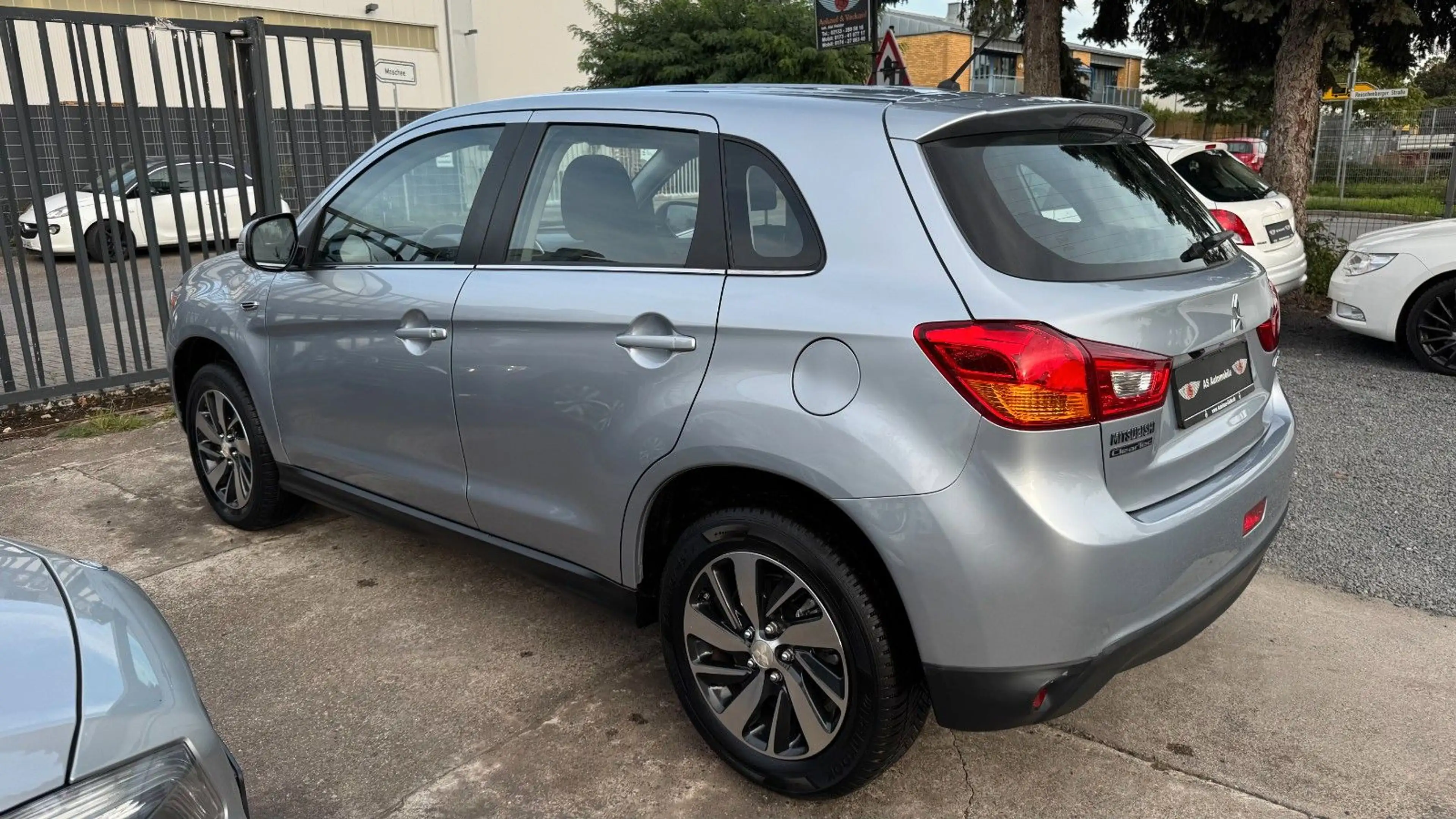 Mitsubishi ASX 1.6 Kollektion 2WD,Klima,Navi,PDC,1 Hand — photo 3