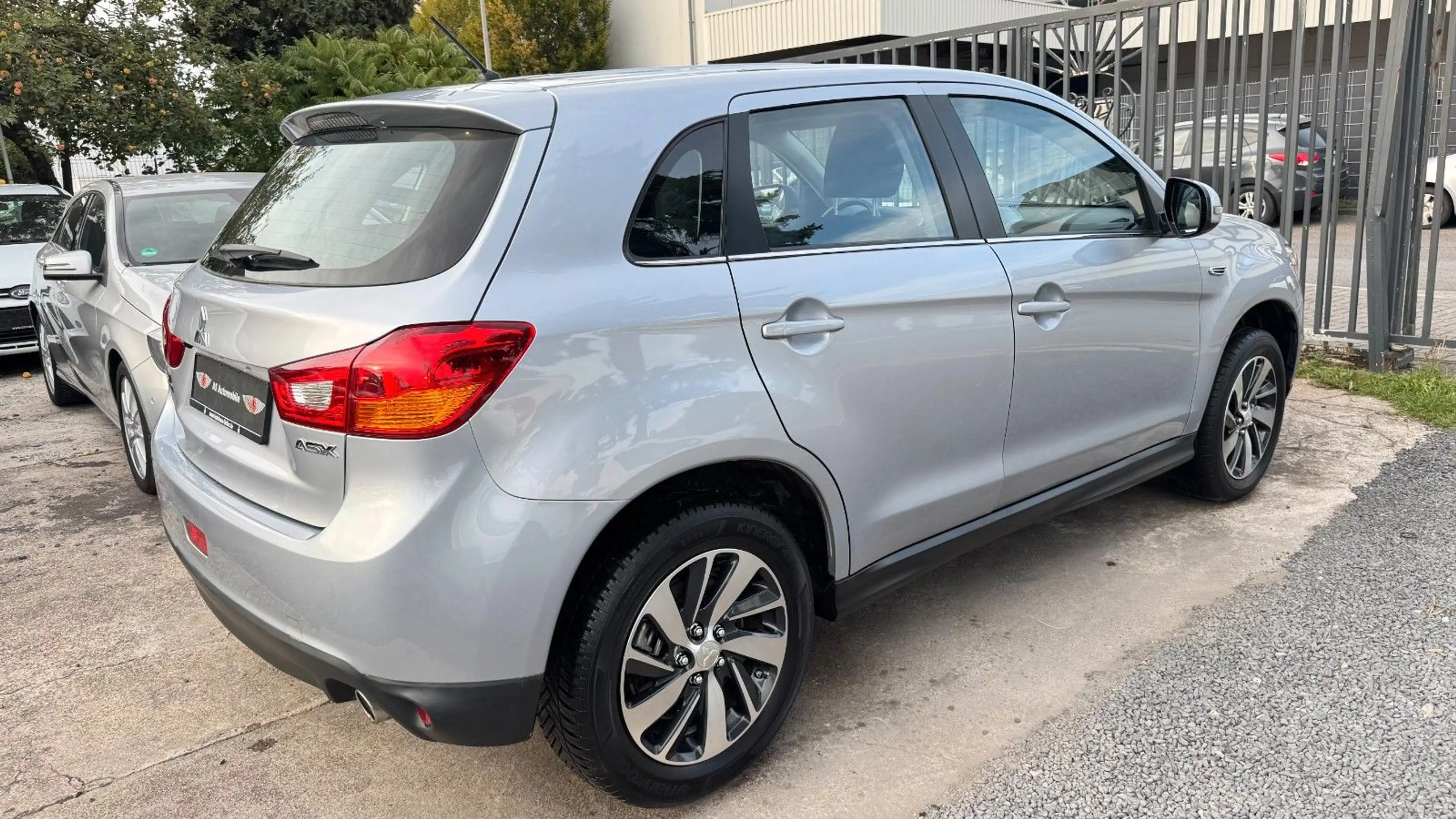 Mitsubishi ASX 1.6 Kollektion 2WD,Klima,Navi,PDC,1 Hand — photo 4