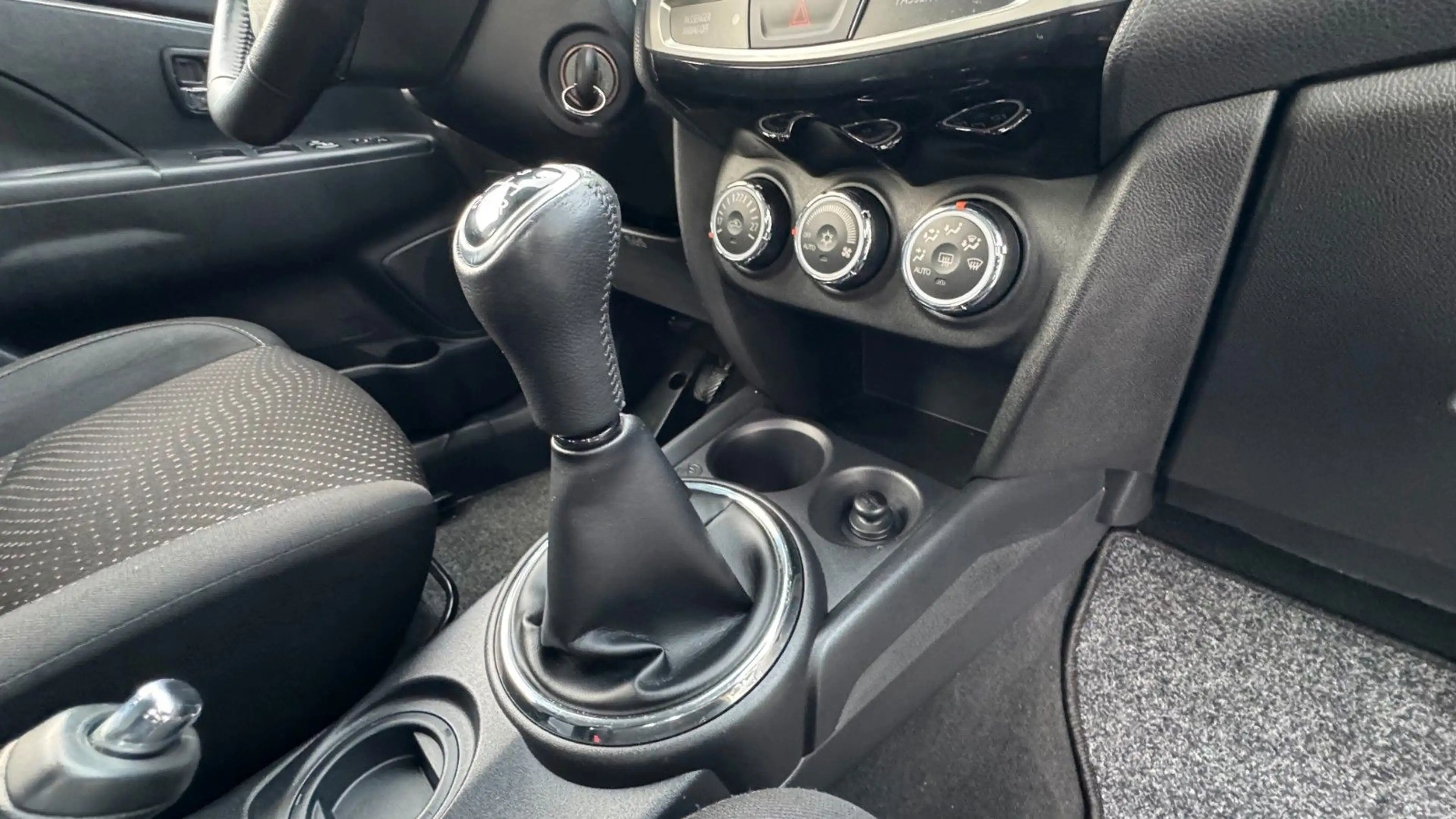 Mitsubishi ASX 1.6 Kollektion 2WD,Klima,Navi,PDC,1 Hand — photo 12