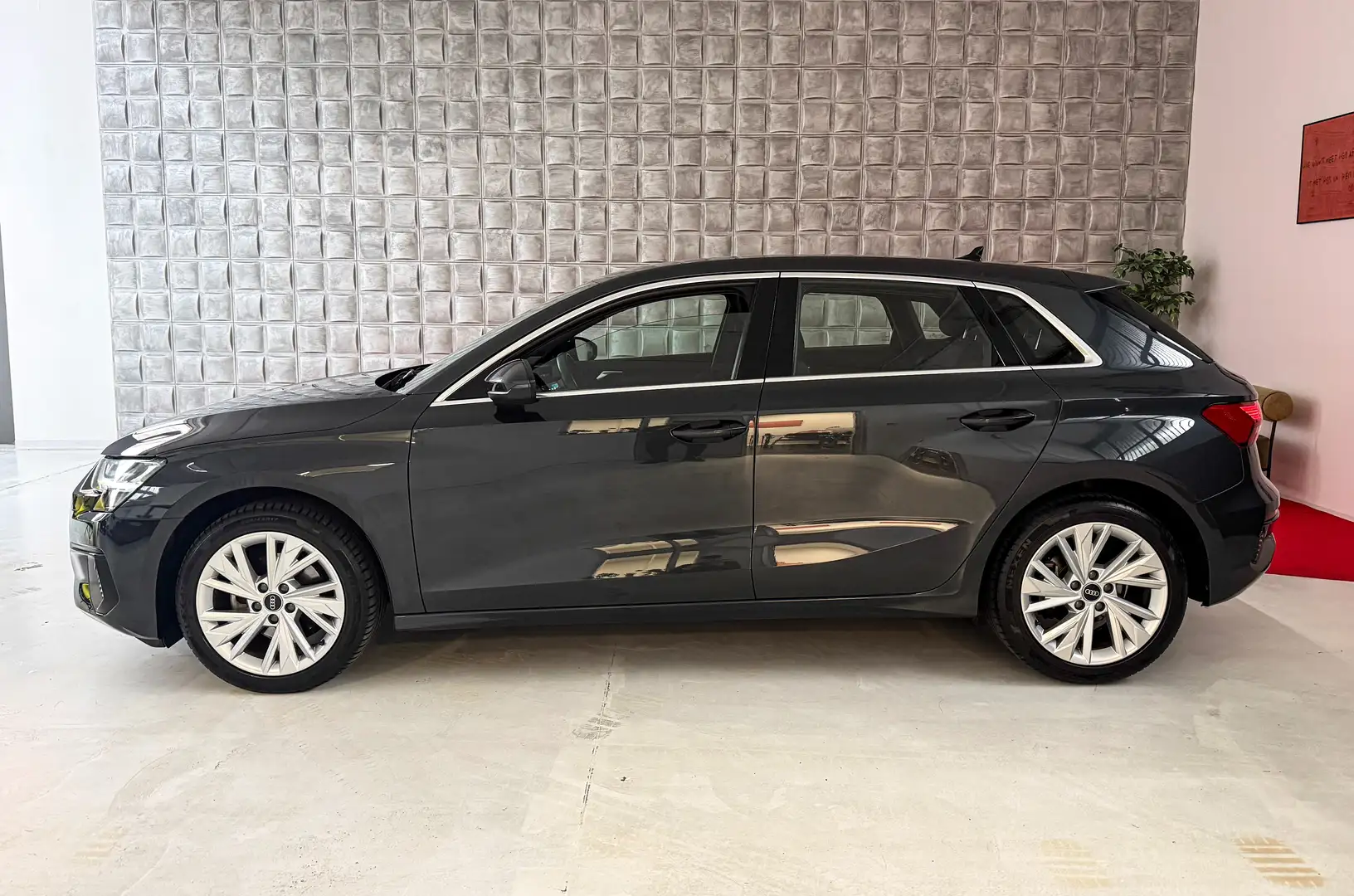 Audi A3 Sportback 35 1.5 tfsi mhev Advanced s-tronic - IVA Grau - 2