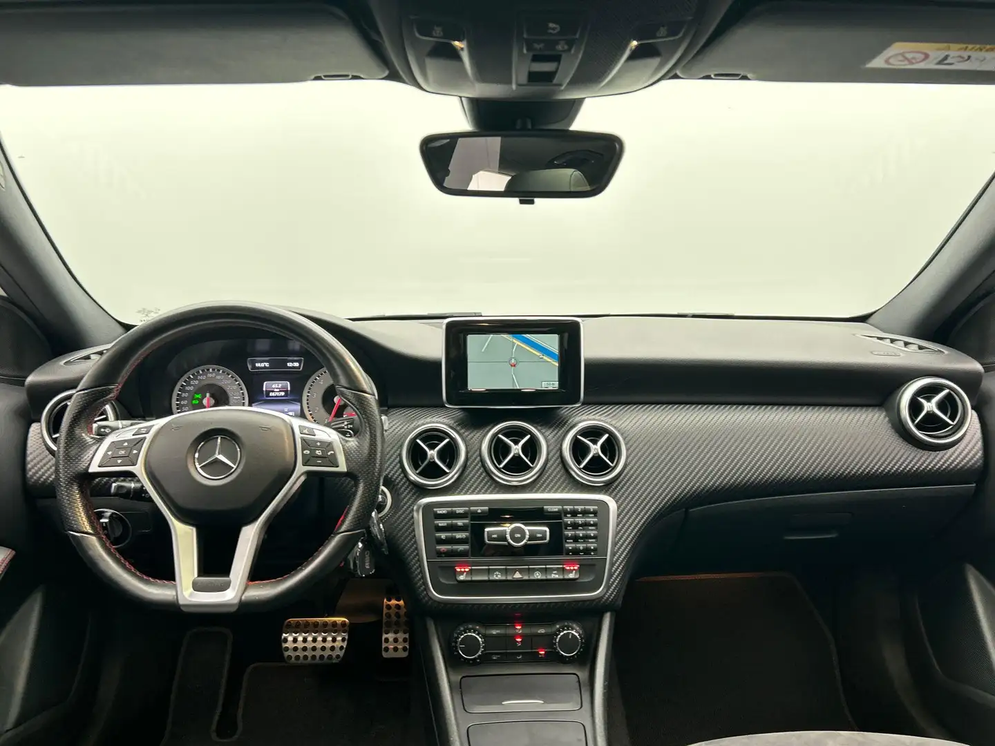 Mercedes-Benz A 180 Prestige * Origineel Nederlands * Navigatie Sports White - 2