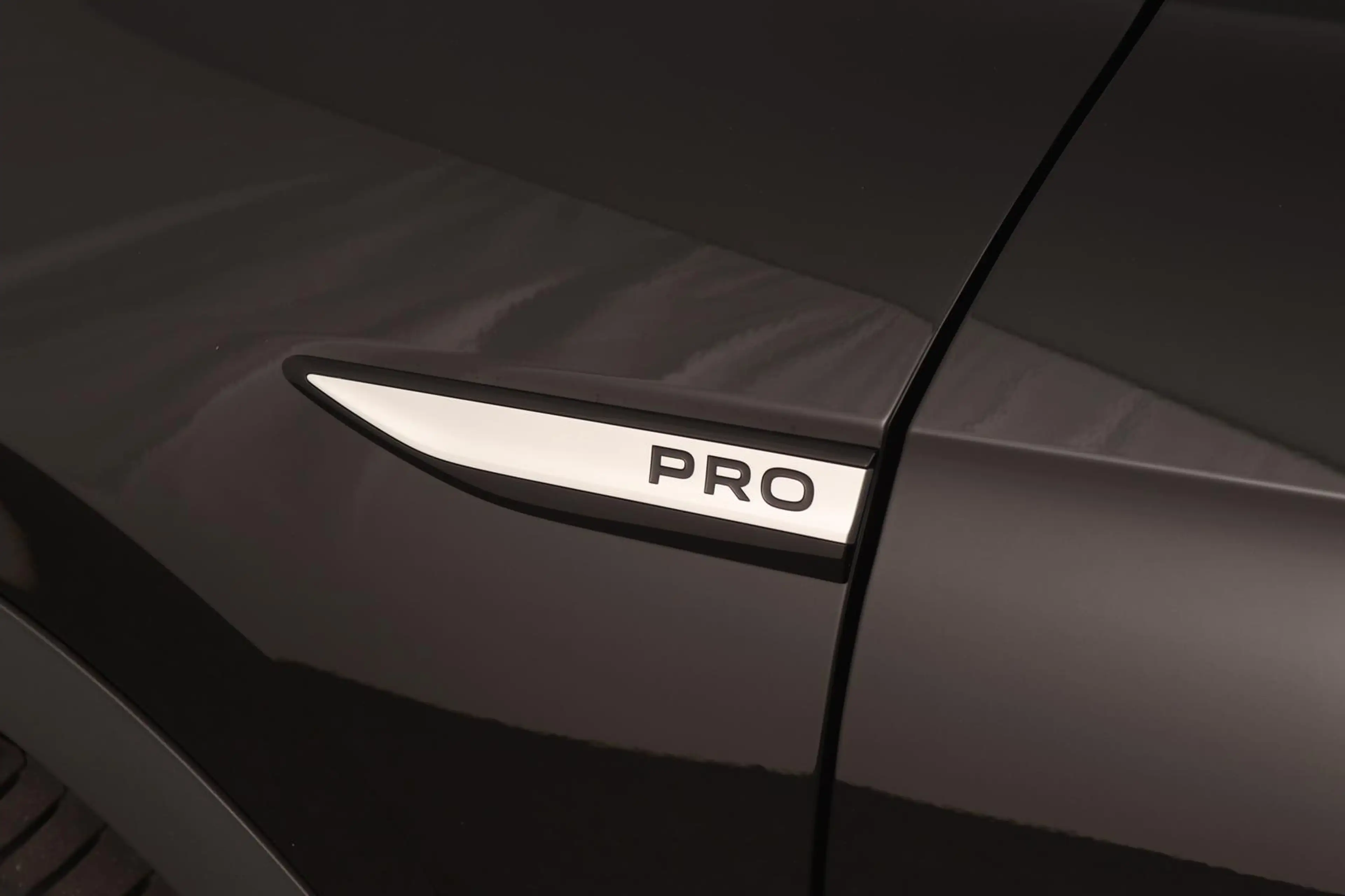 Volkswagen ID.4 Pro Performance MATRIX ACC WÄRMEPUMPE APP DAB WSS — photo 9