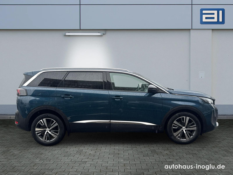 Peugeot 5008 1.5 Blue-HDI FAP Allure Pack AT 7-Si+Navi+R-Kam+ — photo 8
