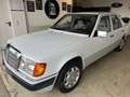 Mercedes-Benz 230 E Limosine 124, H Kennzeichen Alb - thumbnail 1
