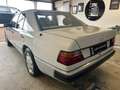 Mercedes-Benz 230 E Limosine 124, H Kennzeichen Alb - thumbnail 4