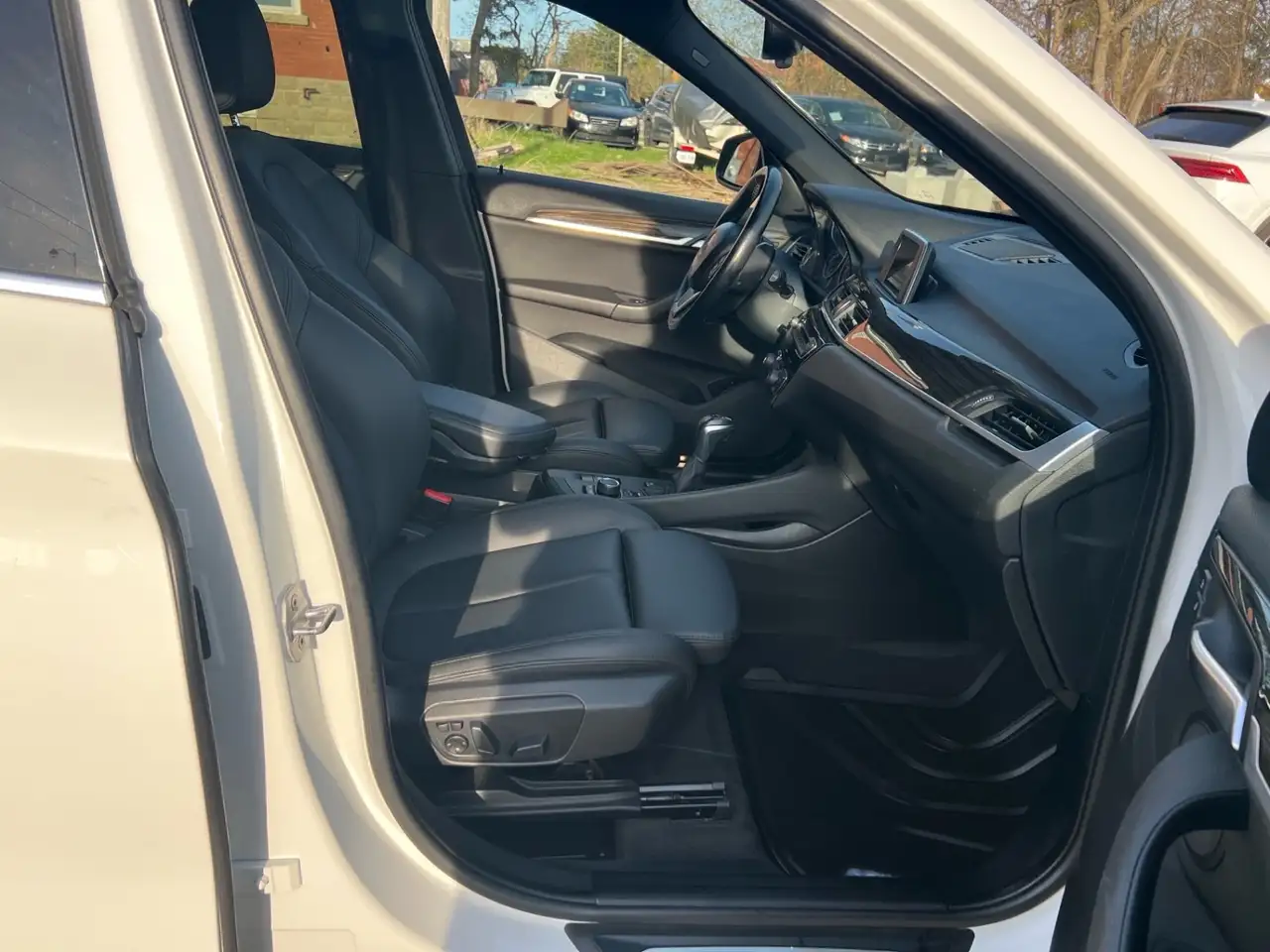 BMW X1 снимка BMW X1