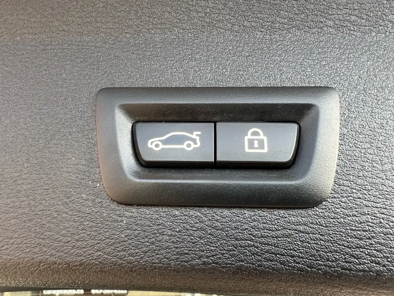 BMW X1 снимка BMW X1