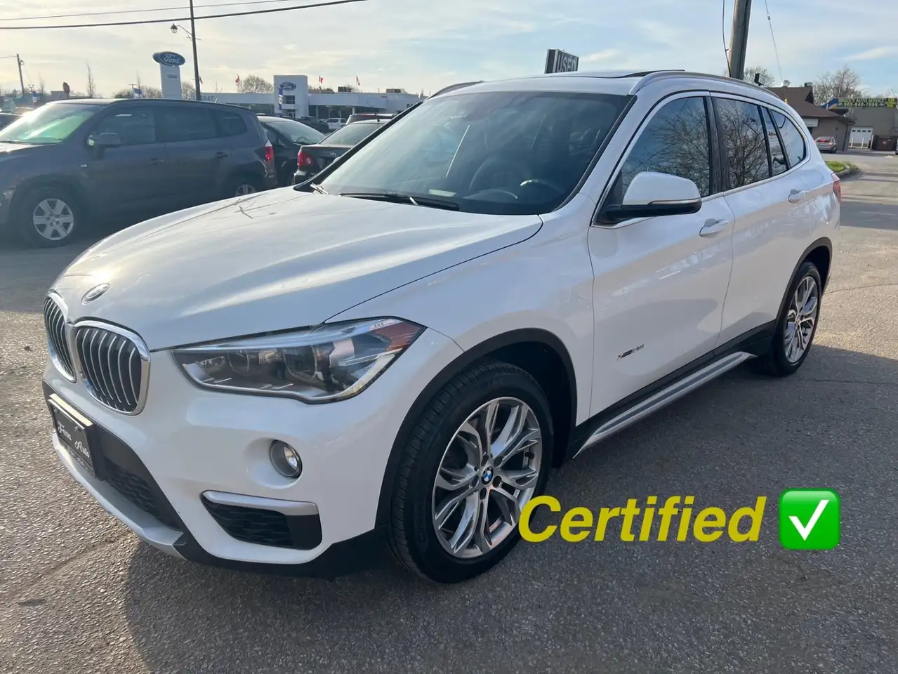 BMW X1 снимка BMW X1