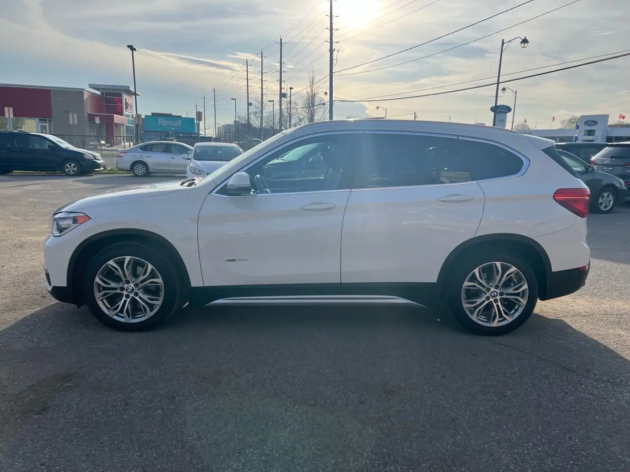 BMW X1 снимка BMW X1